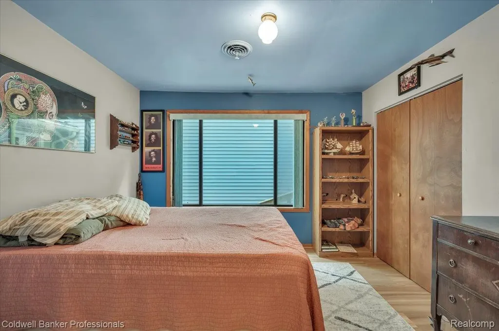 1325 Elkhorn Lake Road Orion Charter Township MI 48362