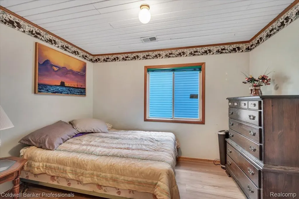 1325 Elkhorn Lake Road Orion Charter Township MI 48362