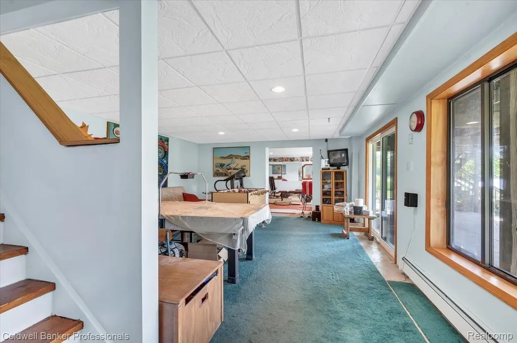 1325 Elkhorn Lake Road Orion Charter Township MI 48362
