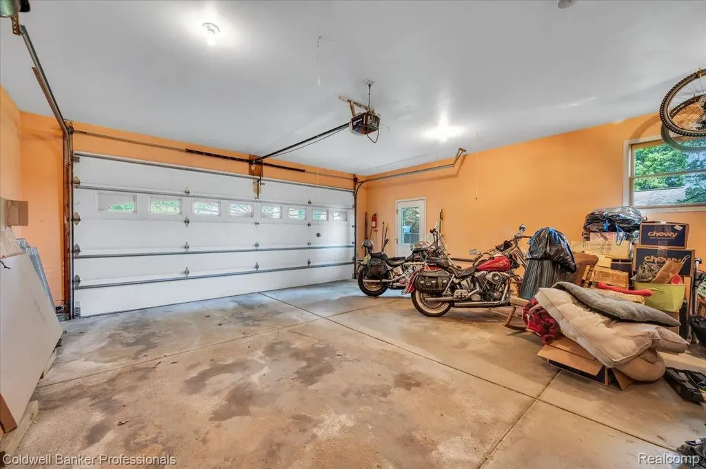 1325 Elkhorn Lake Road Orion Charter Township MI 48362