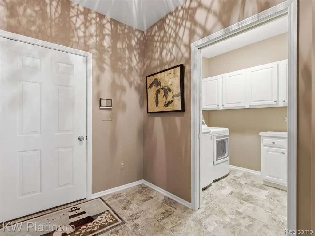 1842 Edison Shores Place Port Huron City MI 48060