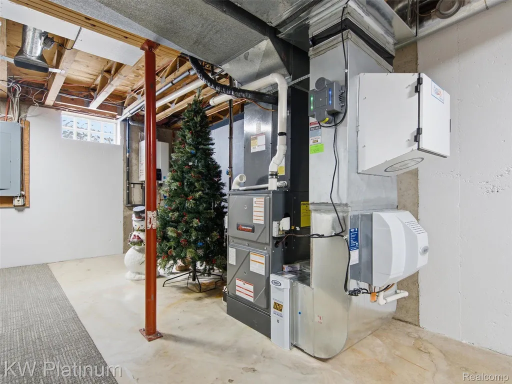 1842 Edison Shores Place Port Huron City MI 48060