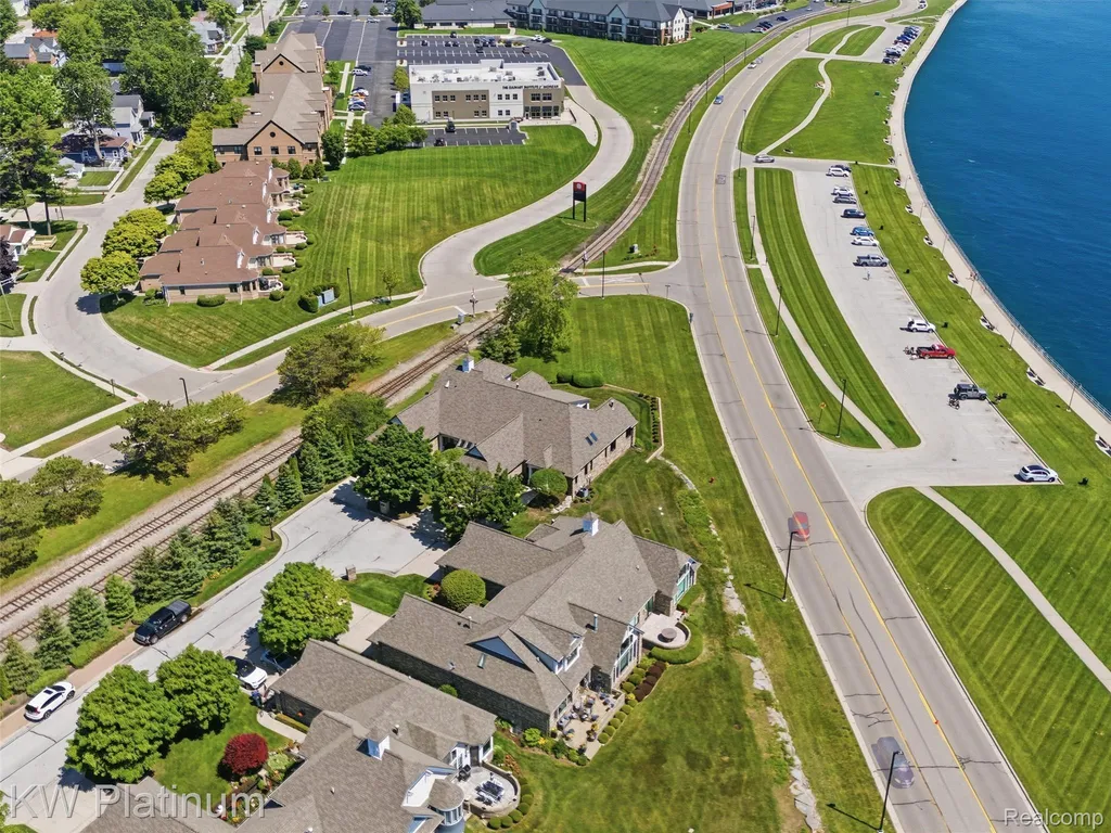 1842 Edison Shores Place Port Huron City MI 48060