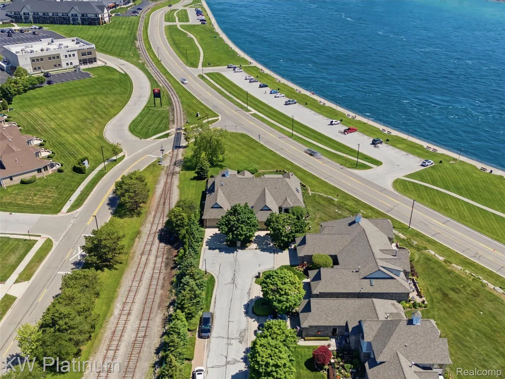 1842 Edison Shores Place Port Huron City MI 48060
