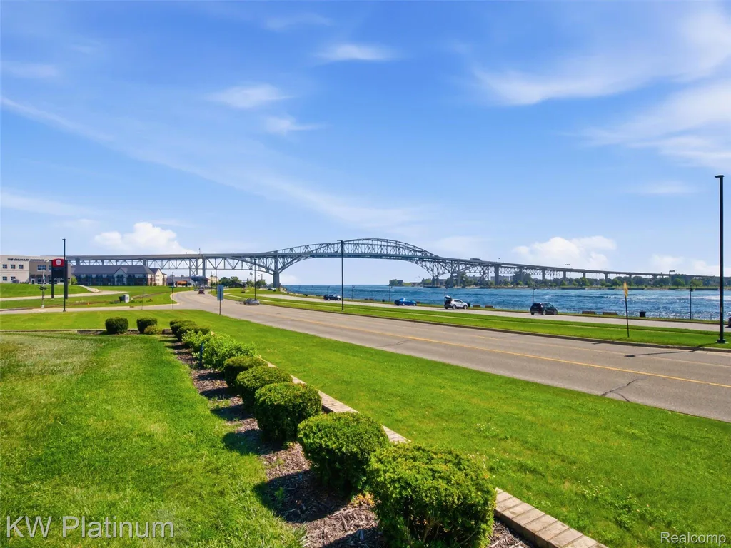 1842 Edison Shores Place Port Huron City MI 48060