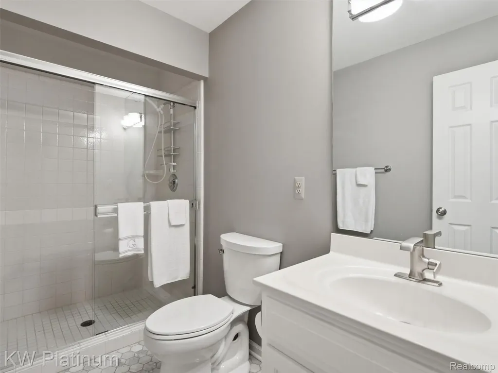 1842 Edison Shores Place Port Huron City MI 48060