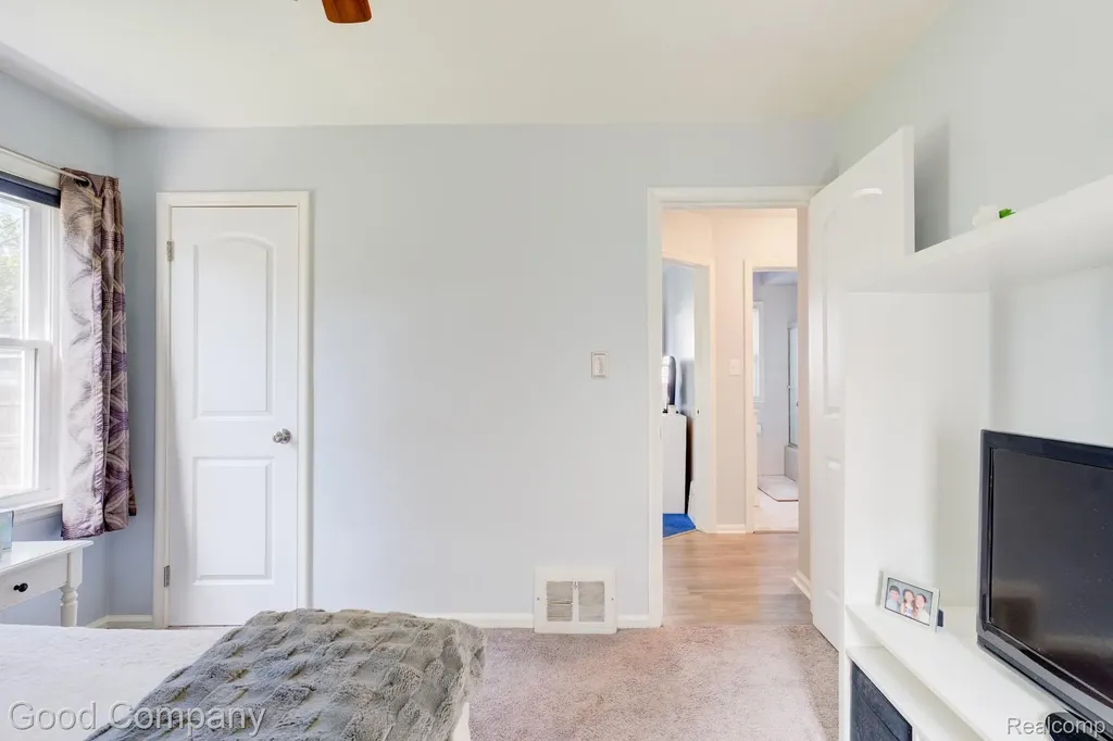 2270 Chestnut Street Ferndale City MI 48220