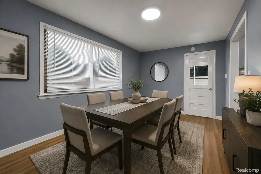 21034 Audrey Avenue Warren City MI 48091
