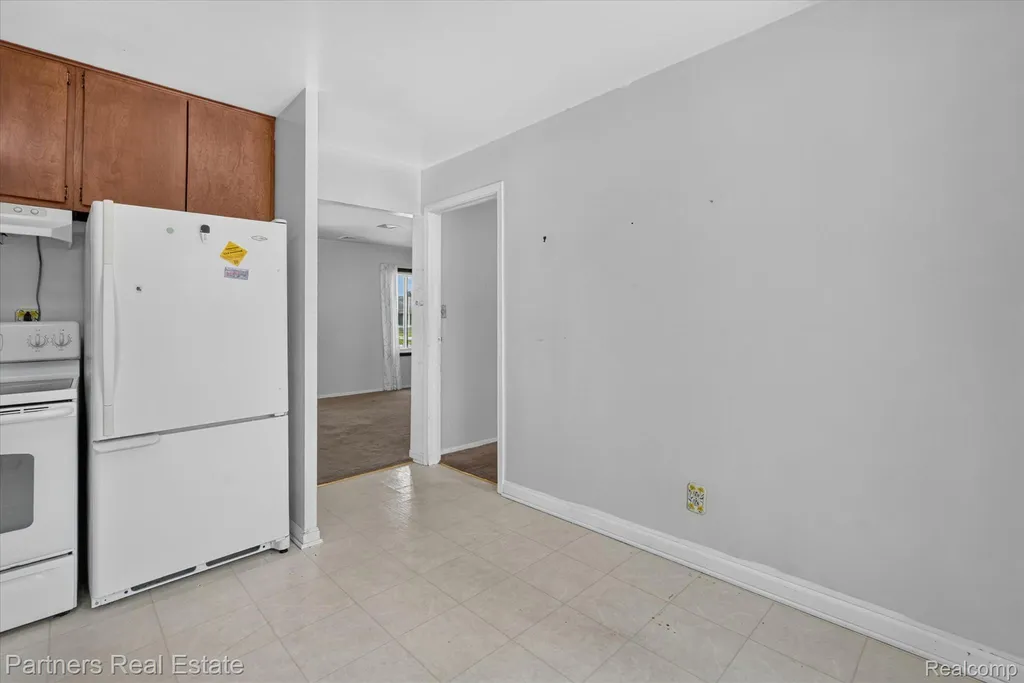 6134 Stephen Green Oak Township MI 48116