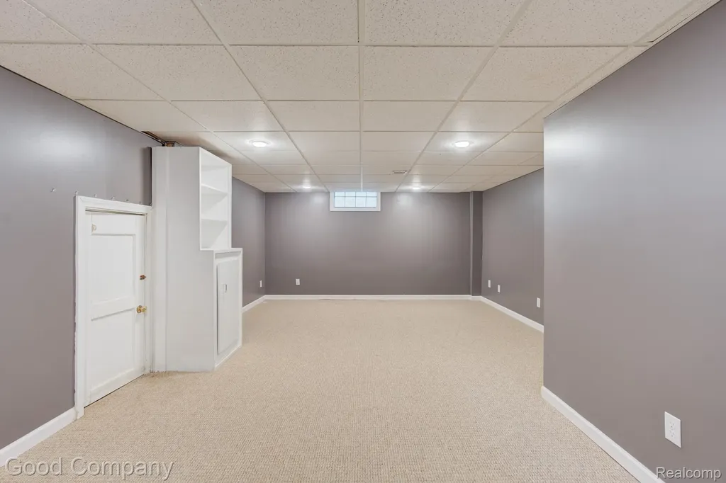 1800 Cummings Avenue Berkley City MI 48072