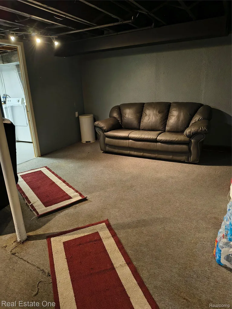 30866 Middlebury Street Westland City MI 48186
