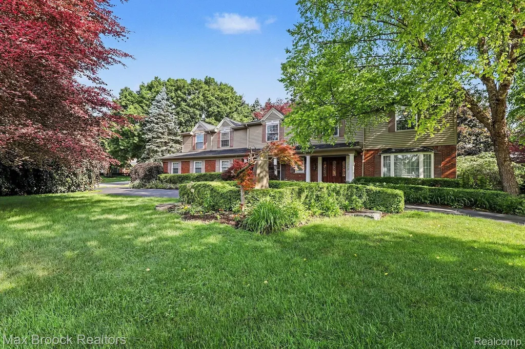 3794 Shellmarr Lane Bloomfield Hills City MI 48302
