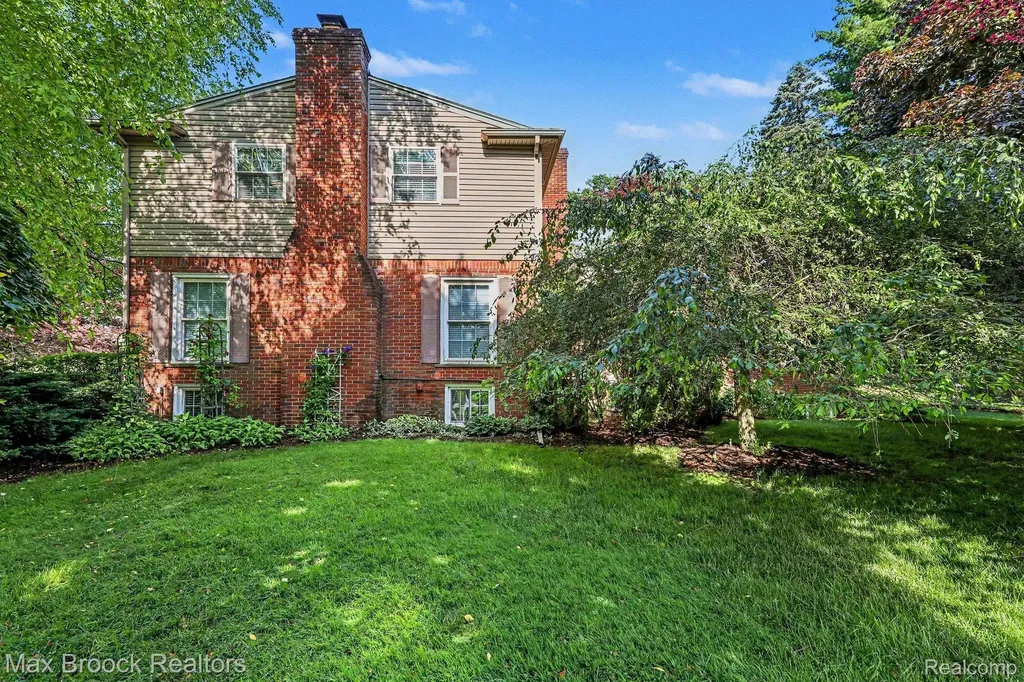 3794 Shellmarr Lane Bloomfield Hills City MI 48302