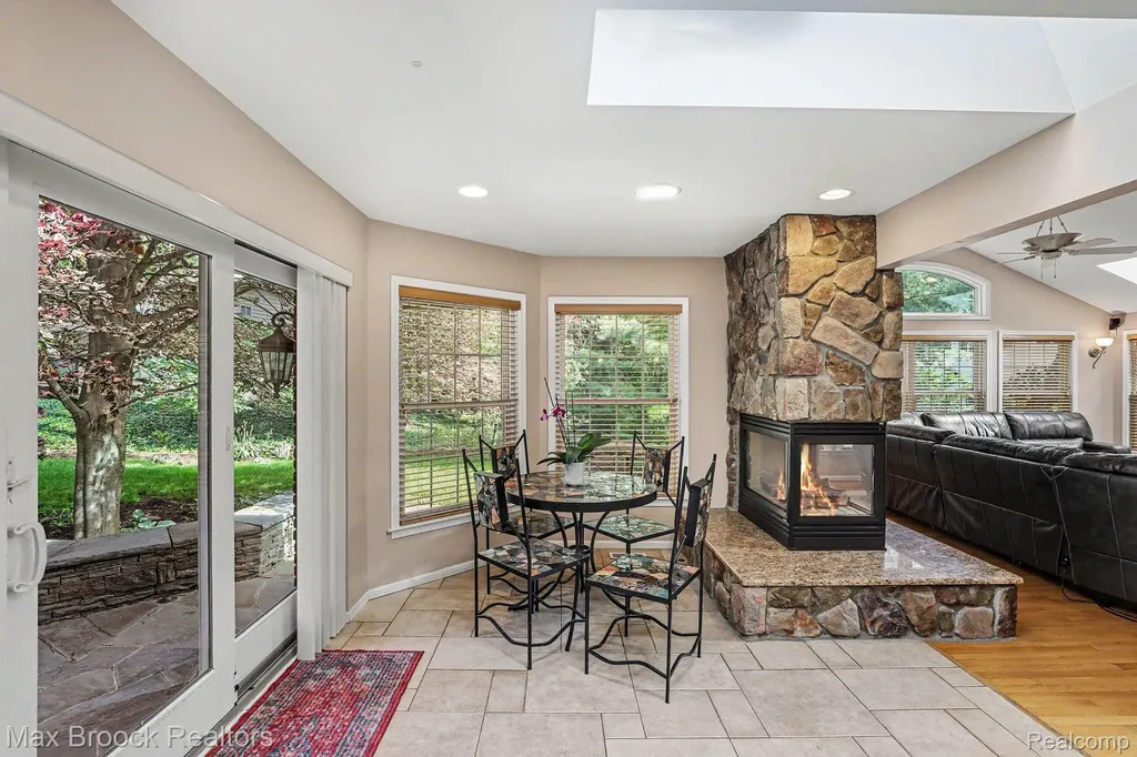 3794 Shellmarr Lane Bloomfield Hills City MI 48302