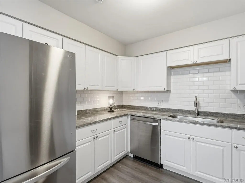 23648 Cottrell Street Clinton Charter Township MI 48035