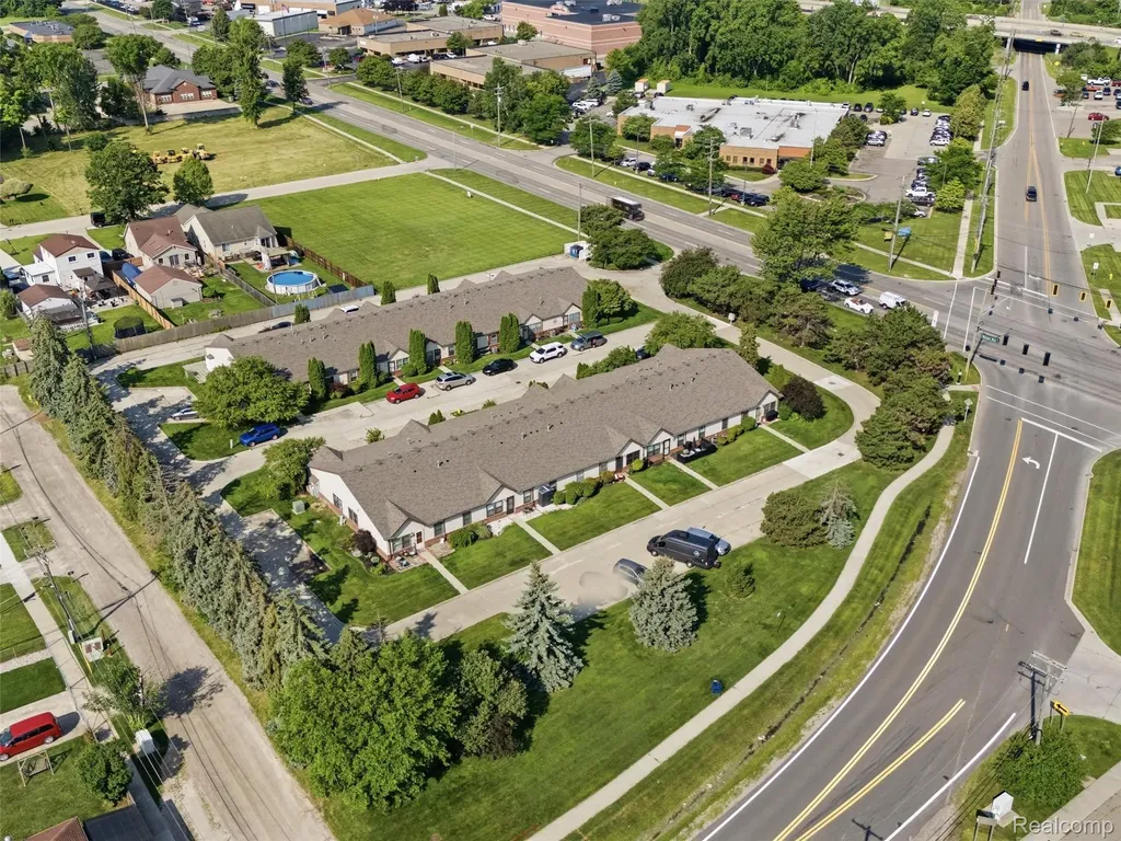 23648 Cottrell Street Clinton Charter Township MI 48035