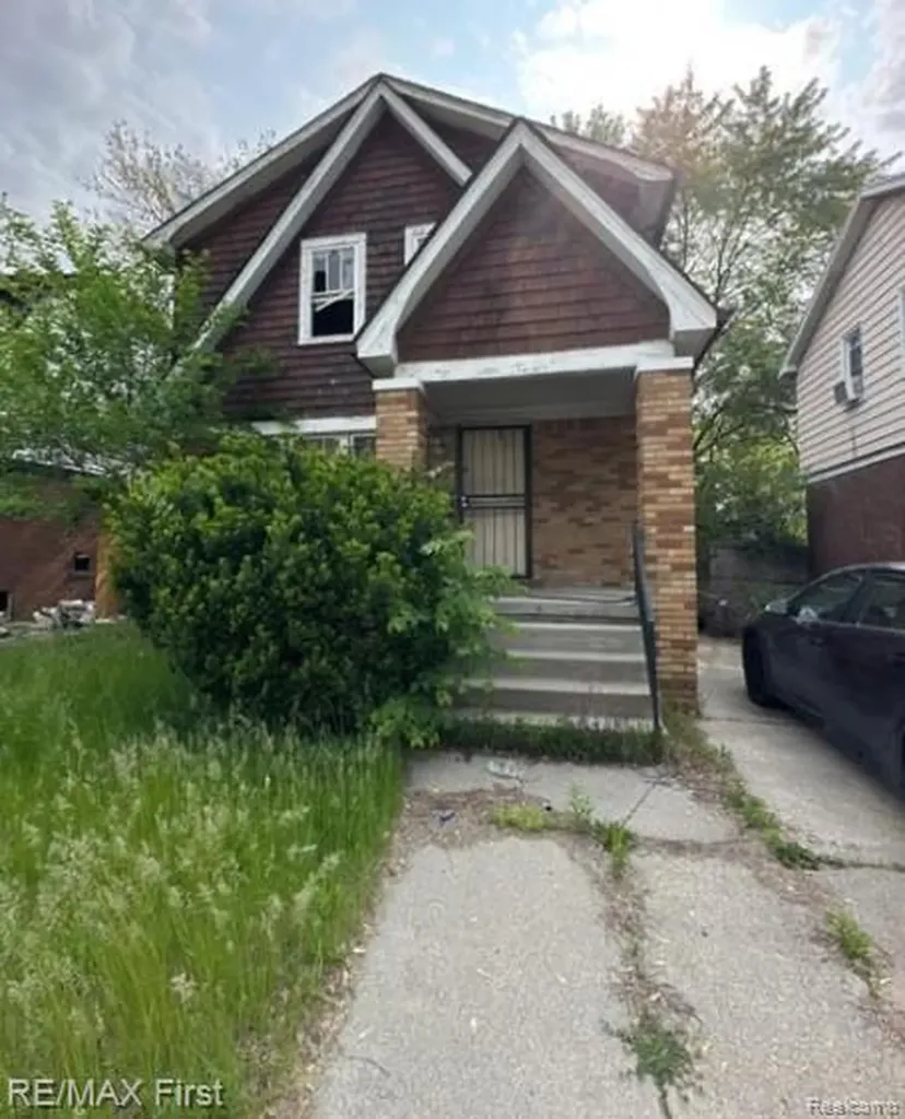 15384 Lesure Street Detroit City MI 48227
