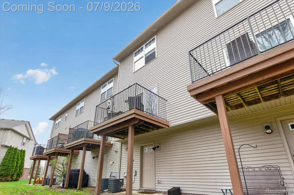 1623 Red Hickory Court Howell Township MI 48855