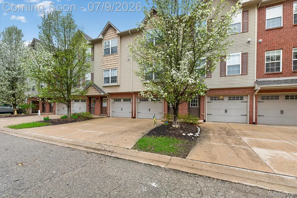 1623 Red Hickory Court Howell Township MI 48855