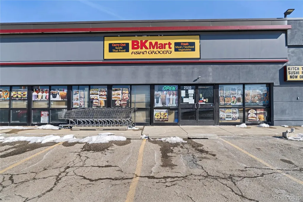 2510 Dixie Highway Waterford Charter Township MI 48328