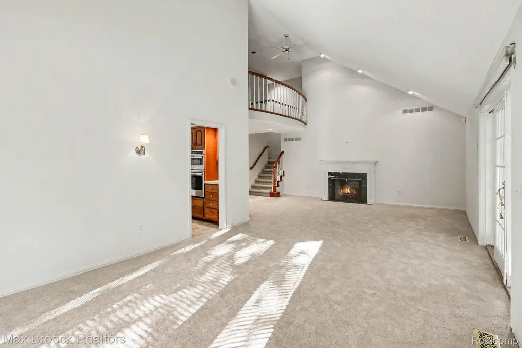 21850 Dover Court Beverly Hills Village MI 48025