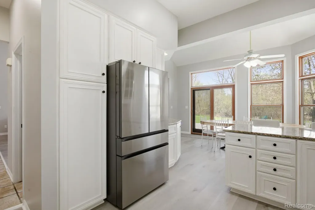 8488 Annette Avenue Grosse Ile Township MI 48138