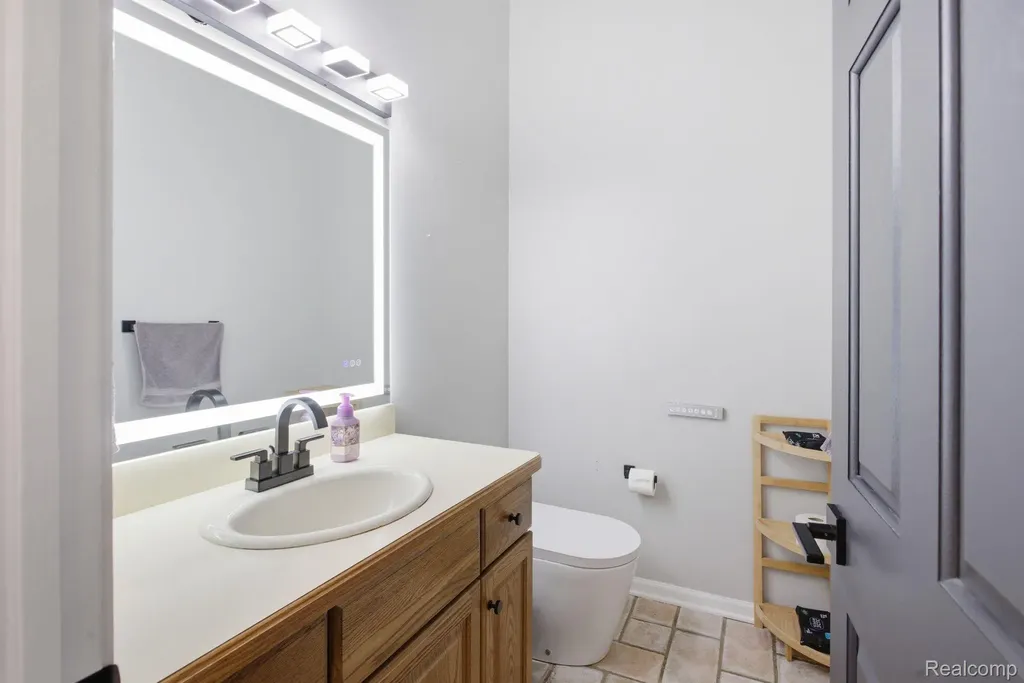 8488 Annette Avenue Grosse Ile Township MI 48138