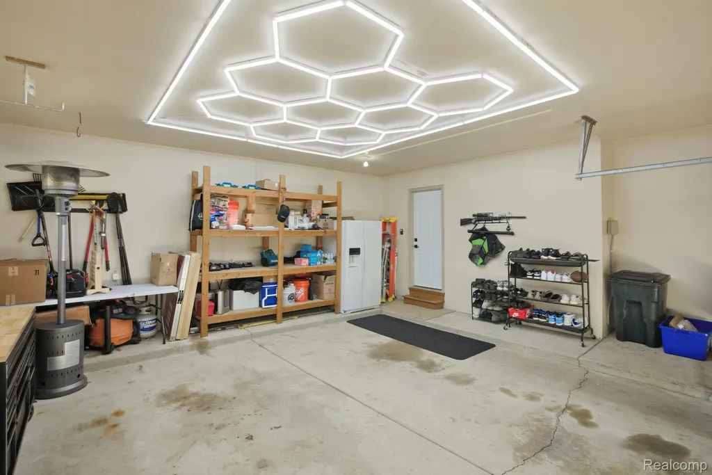 8488 Annette Avenue Grosse Ile Township MI 48138