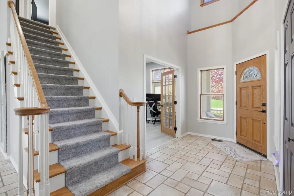 8488 Annette Avenue Grosse Ile Township MI 48138