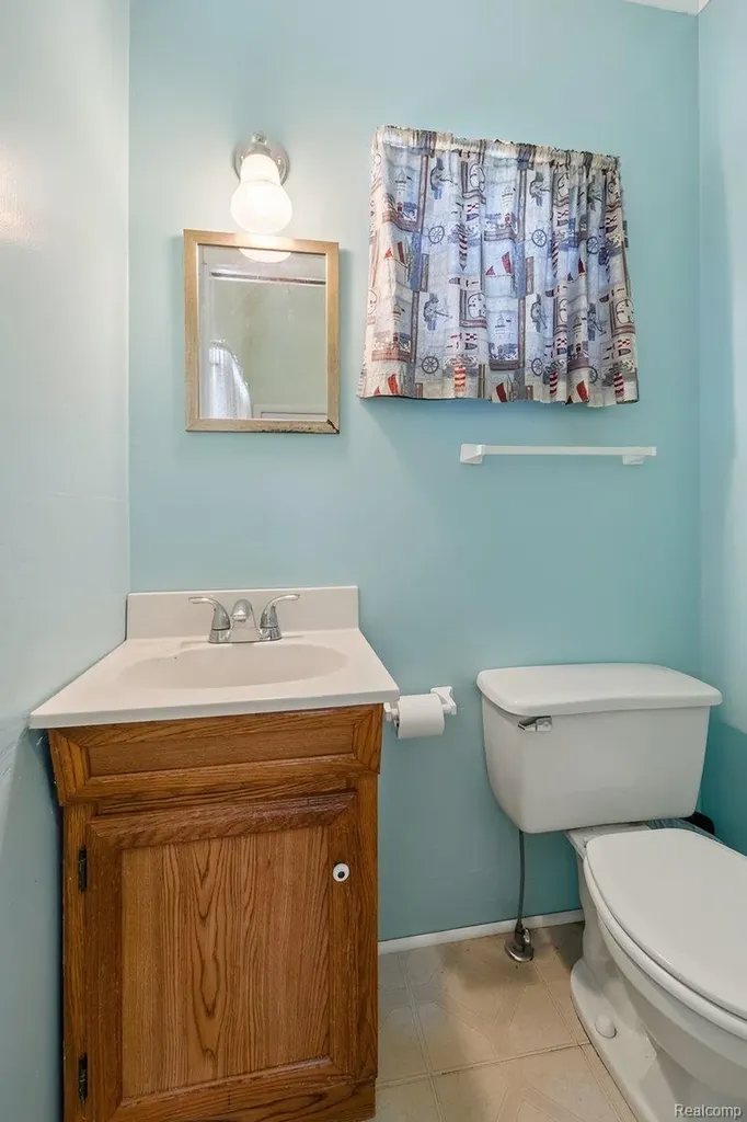 3381 N Fleming Road Howell Township MI 48836