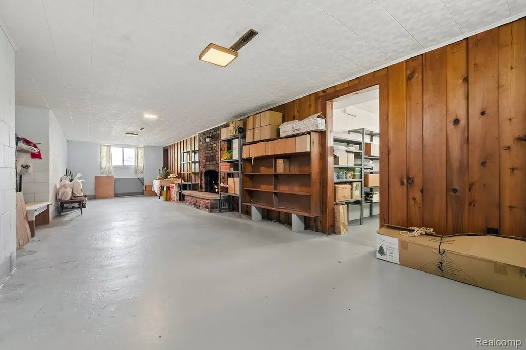 3381 N Fleming Road Howell Township MI 48836