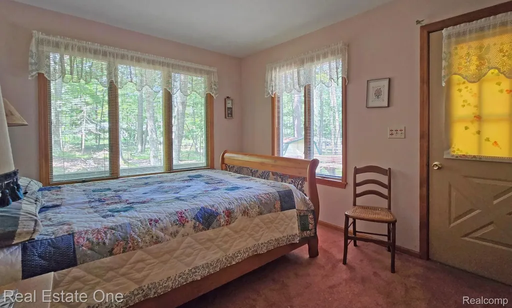 4233 N Pheasant Road Alcona Township MI 48742