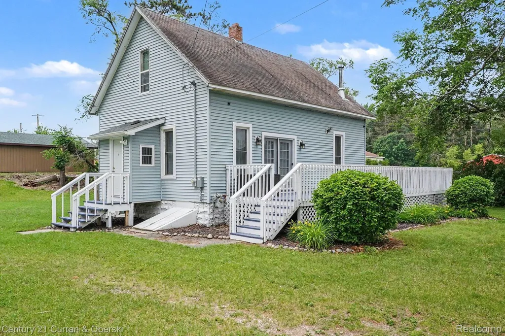 7875 Lake Street Garfield Township MI 48632