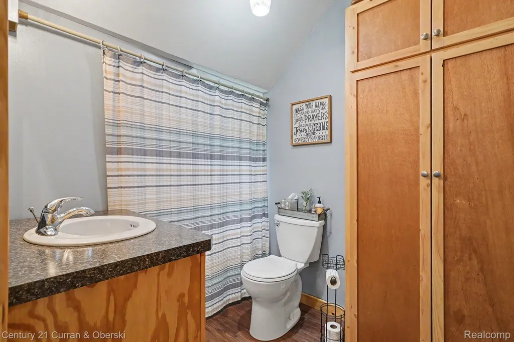 7875 Lake Street Garfield Township MI 48632