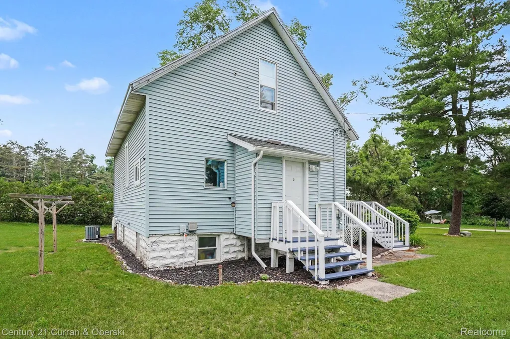 7875 Lake Street Garfield Township MI 48632