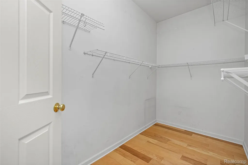 56635 Longhorn Drive Shelby Charter Township MI 48316