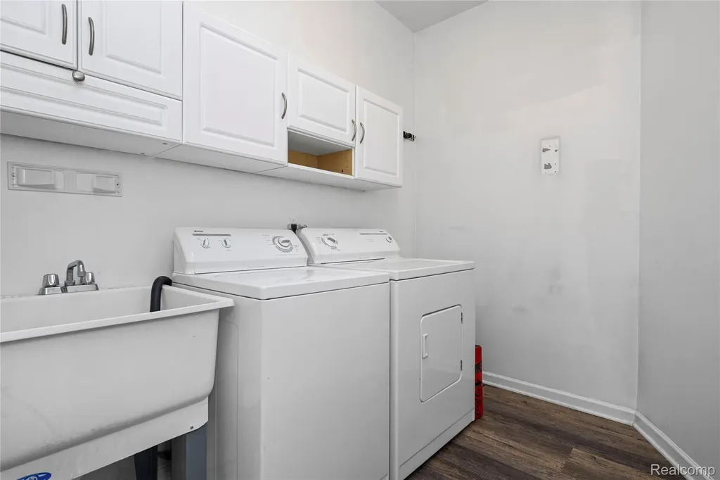 56635 Longhorn Drive Shelby Charter Township MI 48316