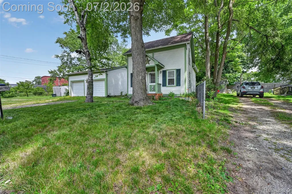426 Hamblin Street Owosso City MI 48867