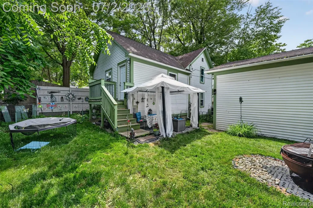 426 Hamblin Street Owosso City MI 48867