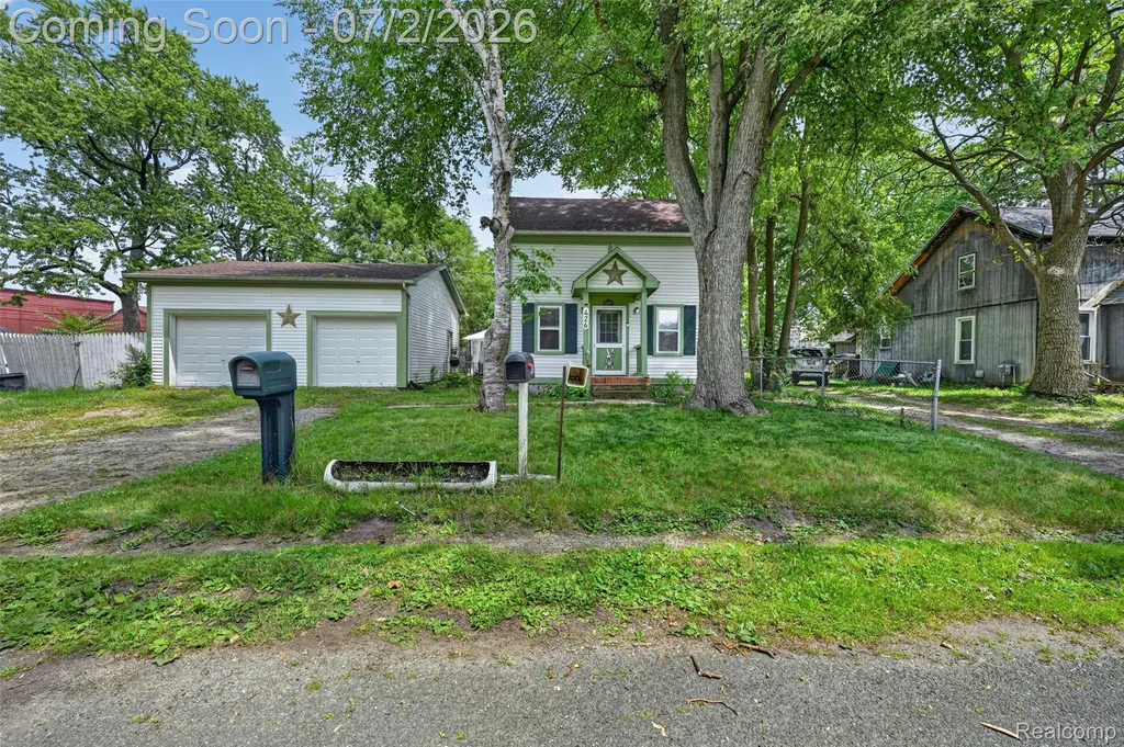 426 Hamblin Street Owosso City MI 48867