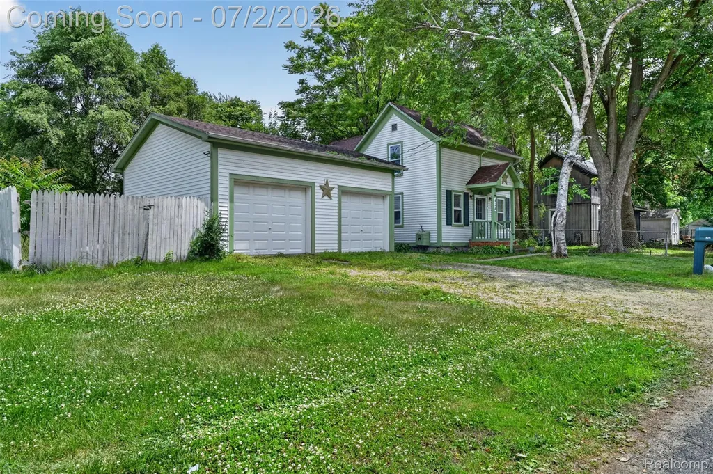 426 Hamblin Street Owosso City MI 48867