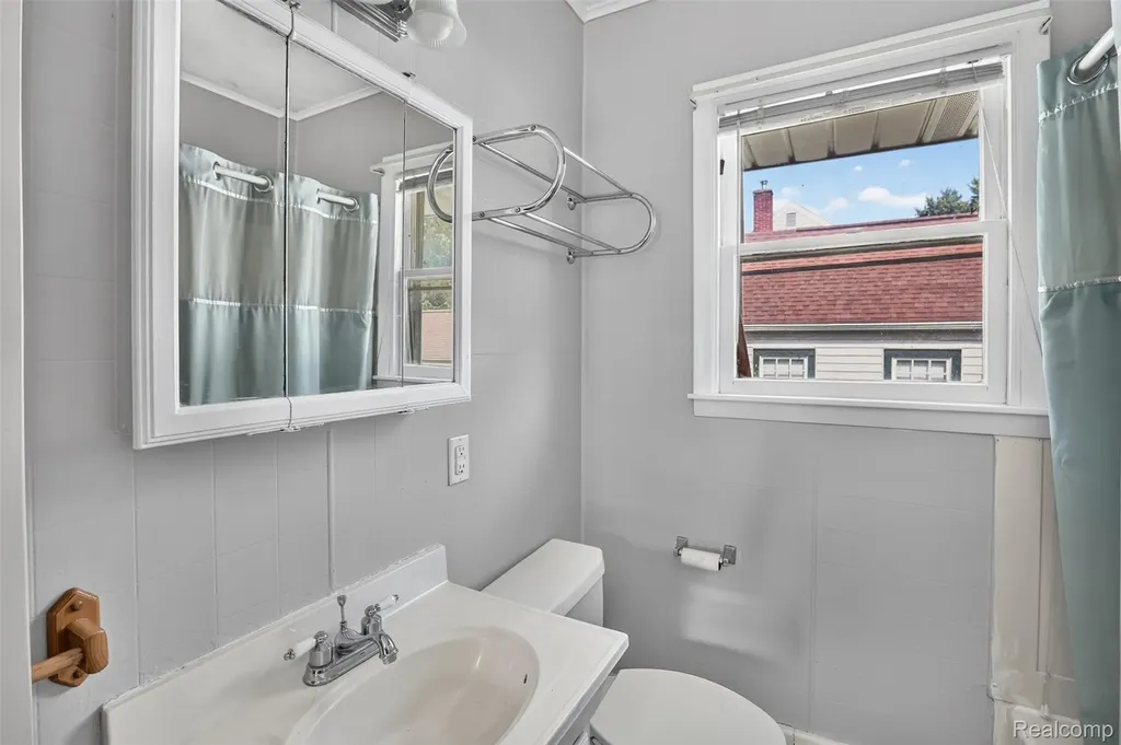 4322 Baker Road Bridgeport Charter Township MI 48722