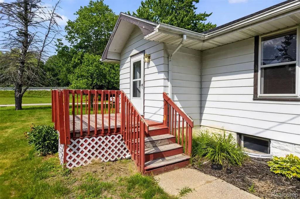 4322 Baker Road Bridgeport Charter Township MI 48722