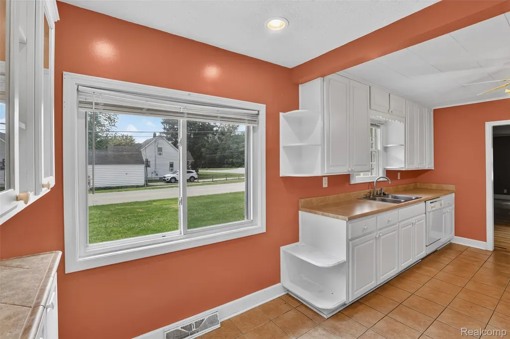 4322 Baker Road Bridgeport Charter Township MI 48722