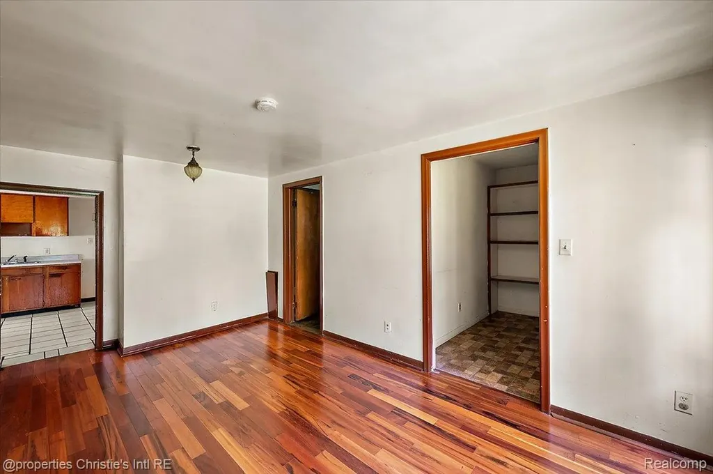 20127 Birwood Street Detroit City MI 48221