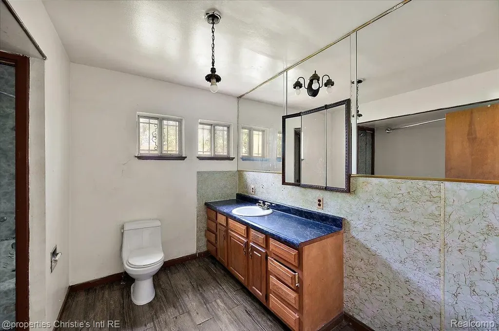 20127 Birwood Street Detroit City MI 48221