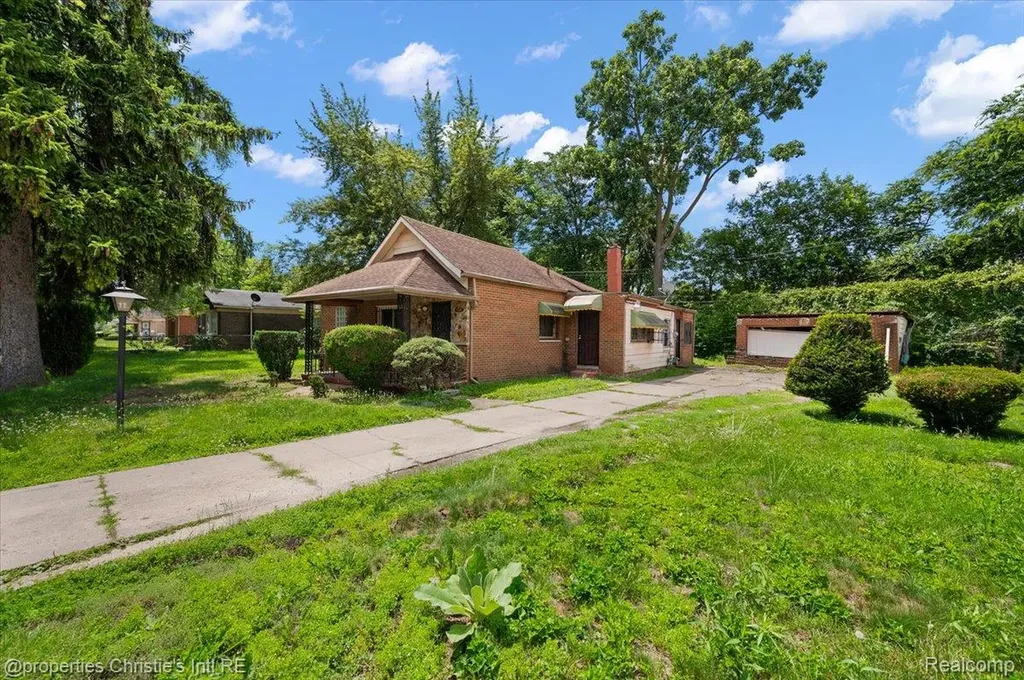 20127 Birwood Street Detroit City MI 48221