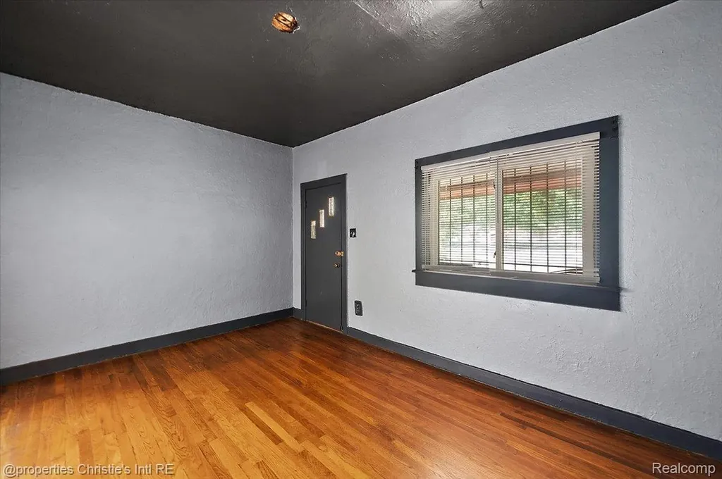 20127 Birwood Street Detroit City MI 48221