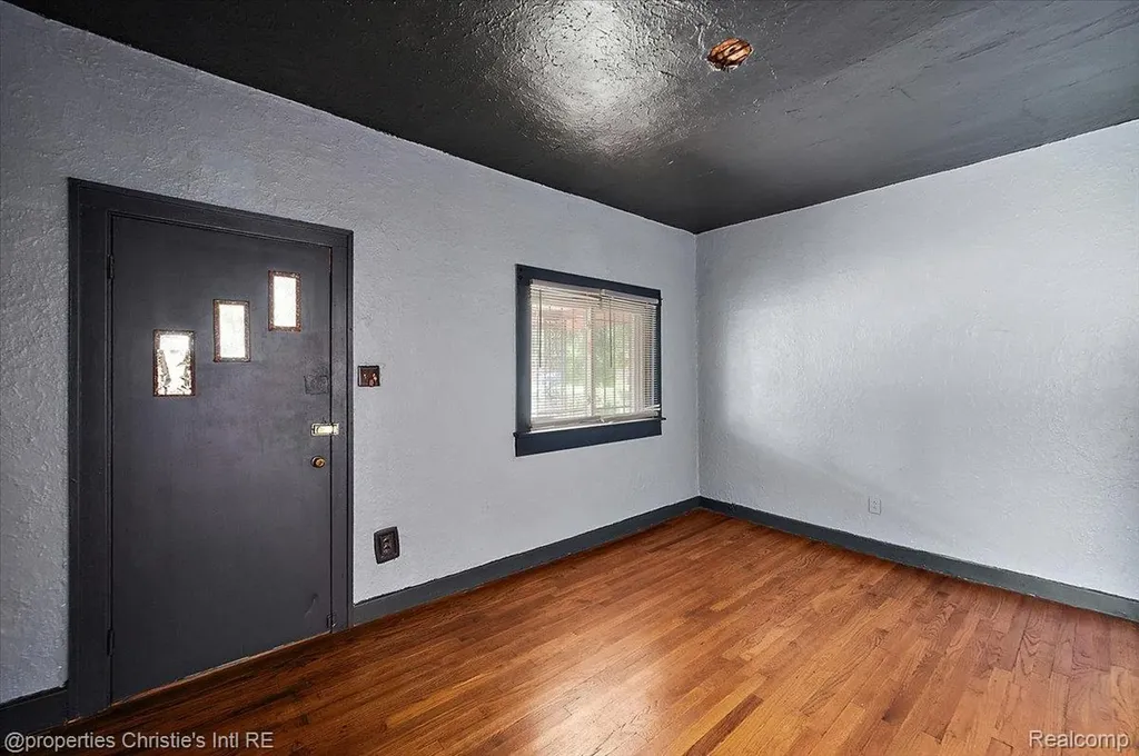 20127 Birwood Street Detroit City MI 48221