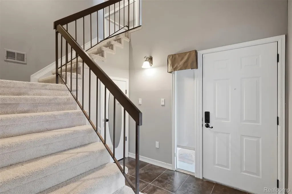 29726 Pine Ridge Circle Farmington City MI 48331